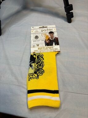 Harry Potter Hufflepuff Crest Crew Socks - Yellow & Black